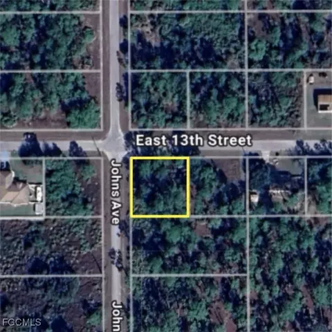 3600 E 13th St, Lehigh Acres, FL 33972