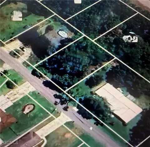 1557 Spring Ln, Lake Placid, FL 33852