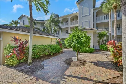 3471 Pointe Creek Ct #201, Bonita Springs, FL 34134