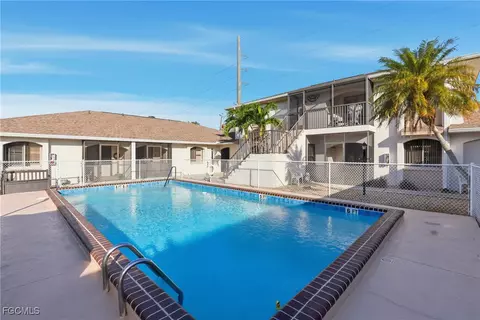 1113 Cape Coral Pkwy W #102, Cape Coral, FL 33914
