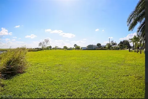 1106 E Anchor Ln, Moore Haven, FL 33471 photo 13