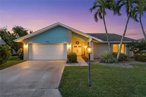 9802 Wildginger Dr, Fort Myers, FL 33919