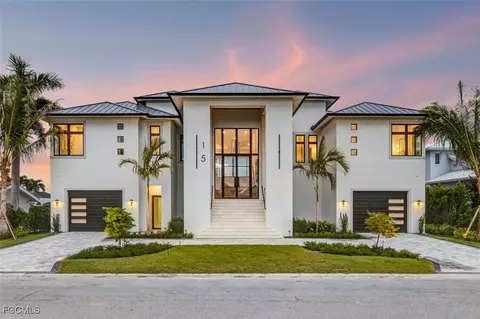 15 Bayview Blvd, Fort Myers Beach, FL 33931