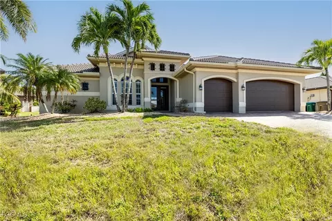 4805 SW 25th Pl, Cape Coral, FL 33914