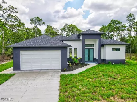 1310 Acacia Ave, Lehigh Acres, FL 33972