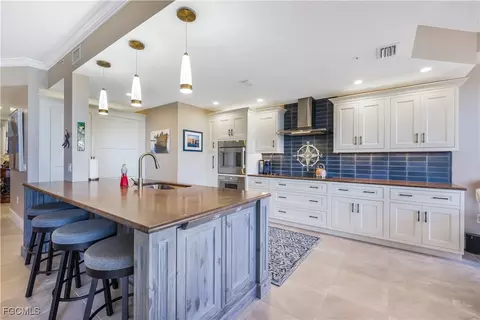 6081 Silver King Blvd #404, Cape Coral, FL 33914