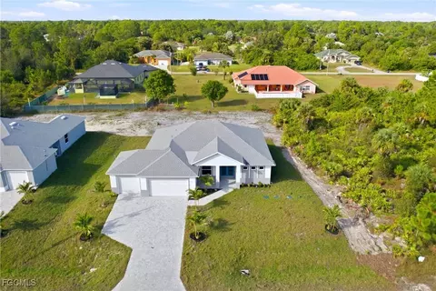 707 Mckinley Ave, Lehigh Acres, FL 33972