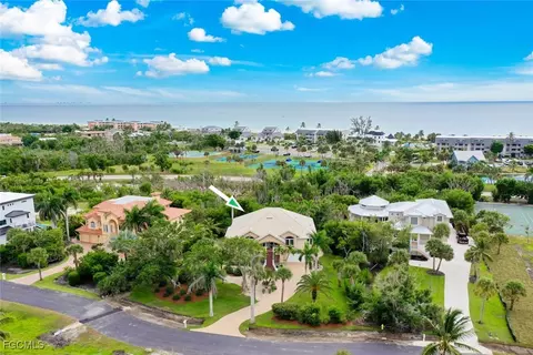 2179 Starfish Ln, Sanibel, FL 33957