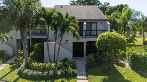 1802 Kings Lake Blvd #105, Naples, FL 34112