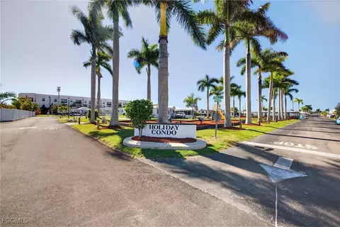 11631 Padina Dr, Fort Myers, FL 33908