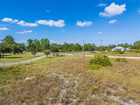 7717 7th Ter, Labelle, FL 33935 photo 3