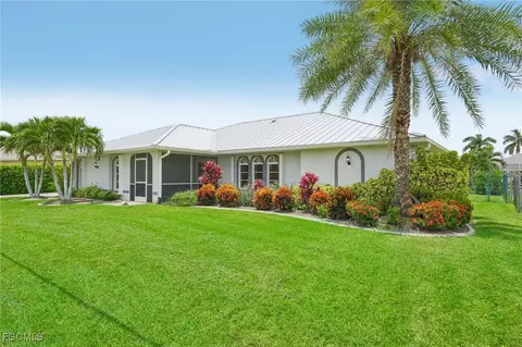 123 SE 29th Ter, Cape Coral, FL 33904