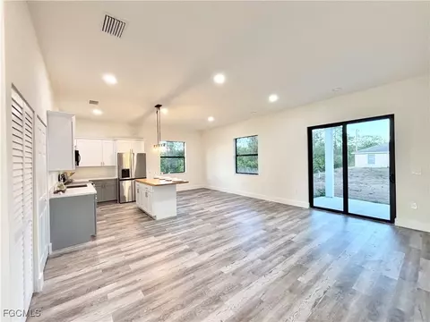 411 Eisenhower Blvd, Lehigh Acres, FL 33974 photo 13