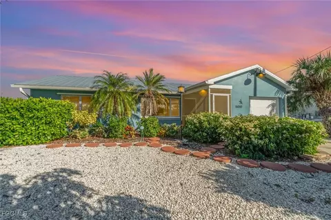 16060 Porto Bello St, Bokeelia, FL 33922