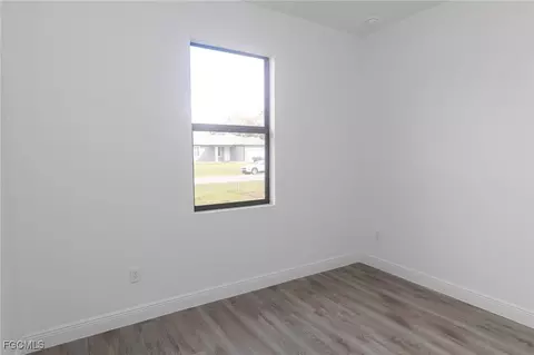 Bedroom - 6027 Pecan Cir, Labelle, FL 33935 photo 9 of 12