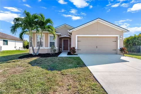 1718 SW 43rd Ter, Cape Coral, FL 33914
