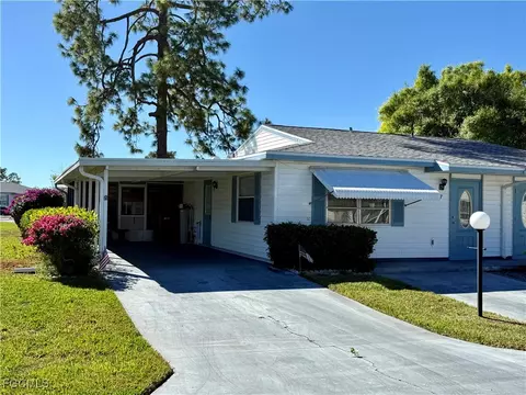7 Desert Candle Cir, Lehigh Acres, FL 33936