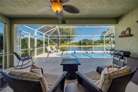 2647 Maraval Ct, Cape Coral, FL 33991