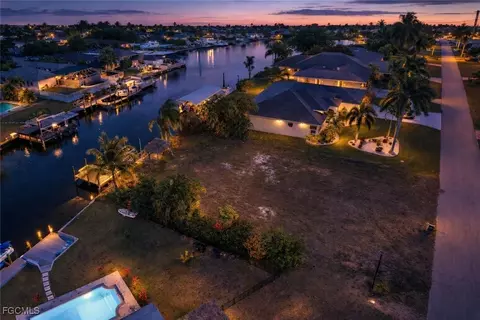 4819 SW 2nd Ave, Cape Coral, FL 33914