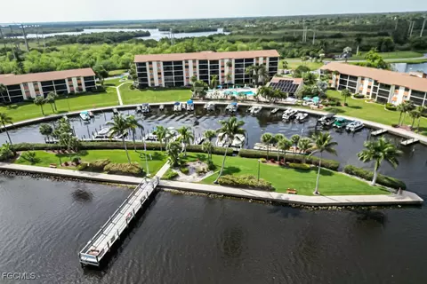 16000 Bay Pointe Blvd #306, North Fort Myers, FL 33917
