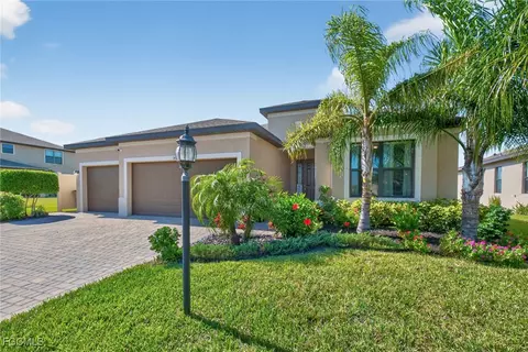 14733 Cantabria Dr, Fort Myers, FL 33905