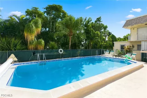 931 Vincennes Ct #4, Cape Coral, FL 33904
