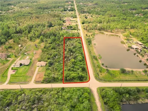 Desoto Blvd N, Naples, FL 34120