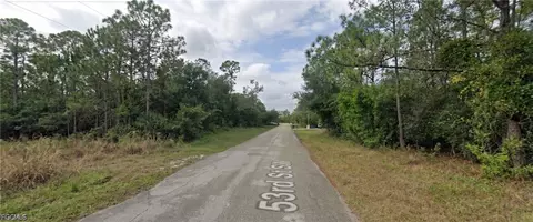2802 53rd St SW, Lehigh Acres, FL 33976