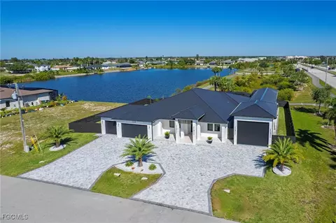 1118 Del Prado Blvd N, Cape Coral, FL 33909