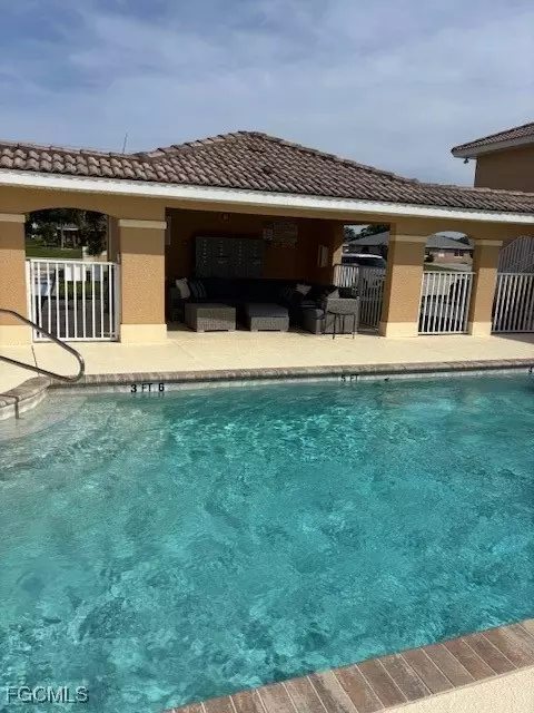 4520 Skyline Blvd #206, Cape Coral, FL 33914
