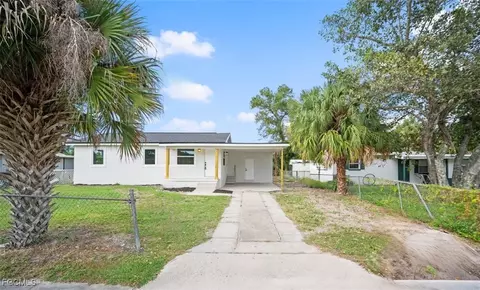 1644 Pawnee St, Fort Myers, FL 33916