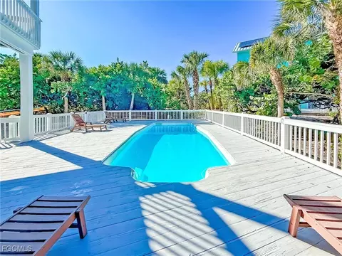 4560 Conch Shell Dr, Captiva, FL 33924 photo 11