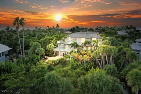 4383 Gulf Pines Dr, Sanibel, FL 33957