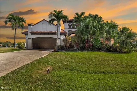 5243 SW 16th Pl, Cape Coral, FL 33914