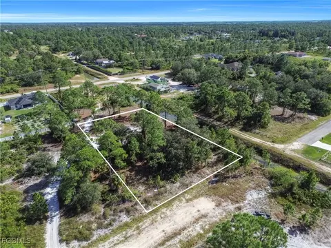 400 Scott Ave, Lehigh Acres, FL 33972