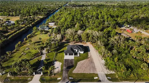 2565 28th Ave SE, Naples, FL 34117