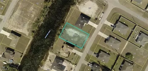 2832 NW 4th Pl, Cape Coral, FL 33993