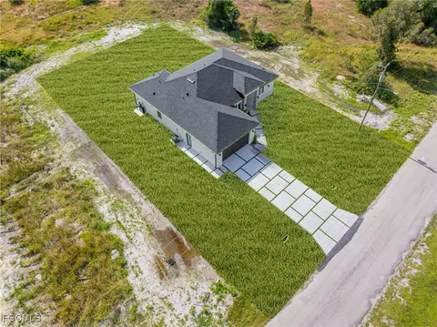 144 Peerless St, Lehigh Acres, FL 33974 photo 4
