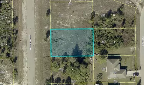 3006 54th St W, Lehigh Acres, FL 33971