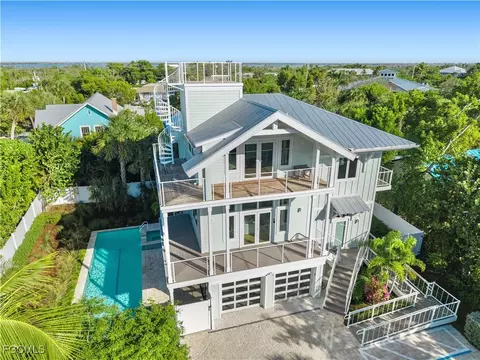 2480 Library Way, Sanibel, FL 33957