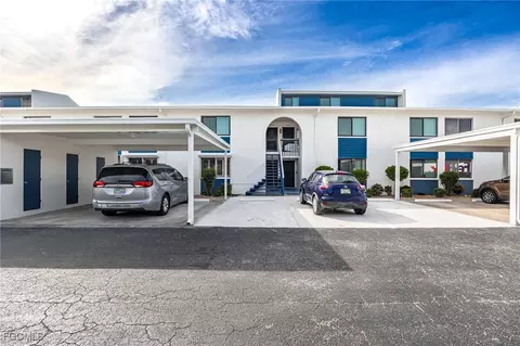 4904 Vincennes St #103, Cape Coral, FL 33904