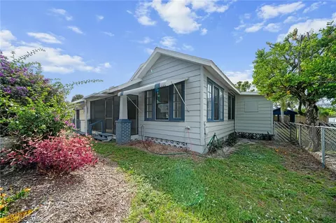 290 Granada Blvd, Fort Myers, FL 33905