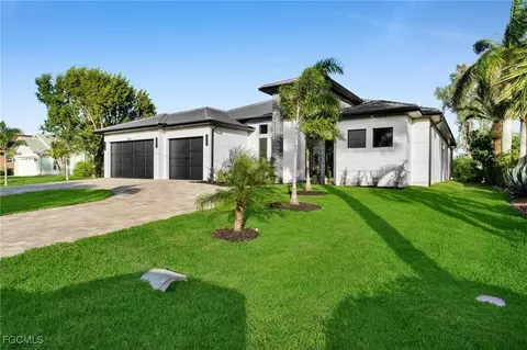 3829 SW 20th Ave, Cape Coral, FL 33914