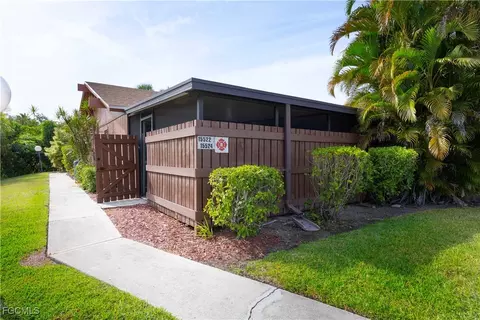 15524 Crystal Lake Dr, North Fort Myers, FL 33917