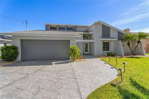 5313 SW 8th Ct, Cape Coral, FL 33914