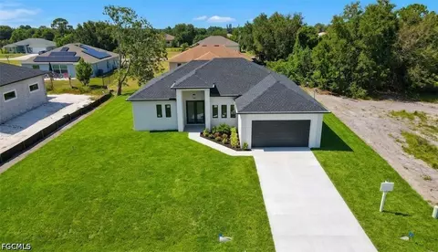 449 Redwing St, Lehigh Acres, FL 33974