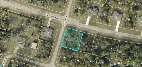 1016 Milwaukee Blvd, Lehigh Acres, FL 33974