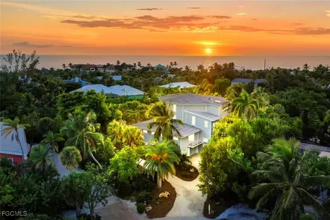 2451 Blind Pass Ct, Sanibel, FL 33957