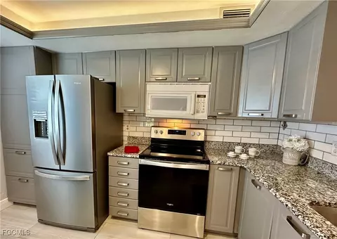 2828 Jackson St #I-1, Fort Myers, FL 33901