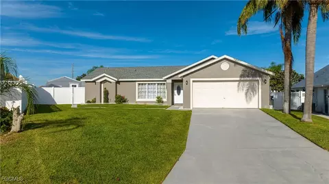 5608 Mandarin Ct, Davenport, FL 33896